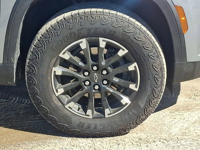 Used 2024 Chevrolet Traverse Z71 AWD/4WD image 27