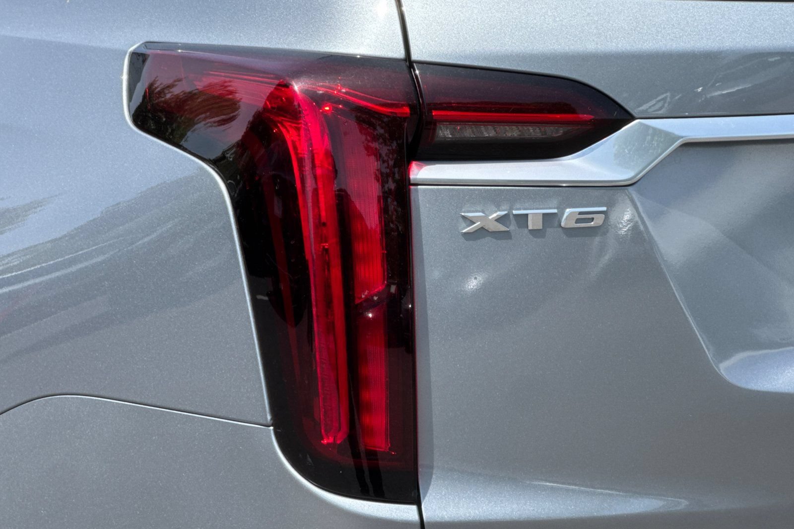 Certified 2025 Cadillac XT6 Premium Luxury FWD image 47