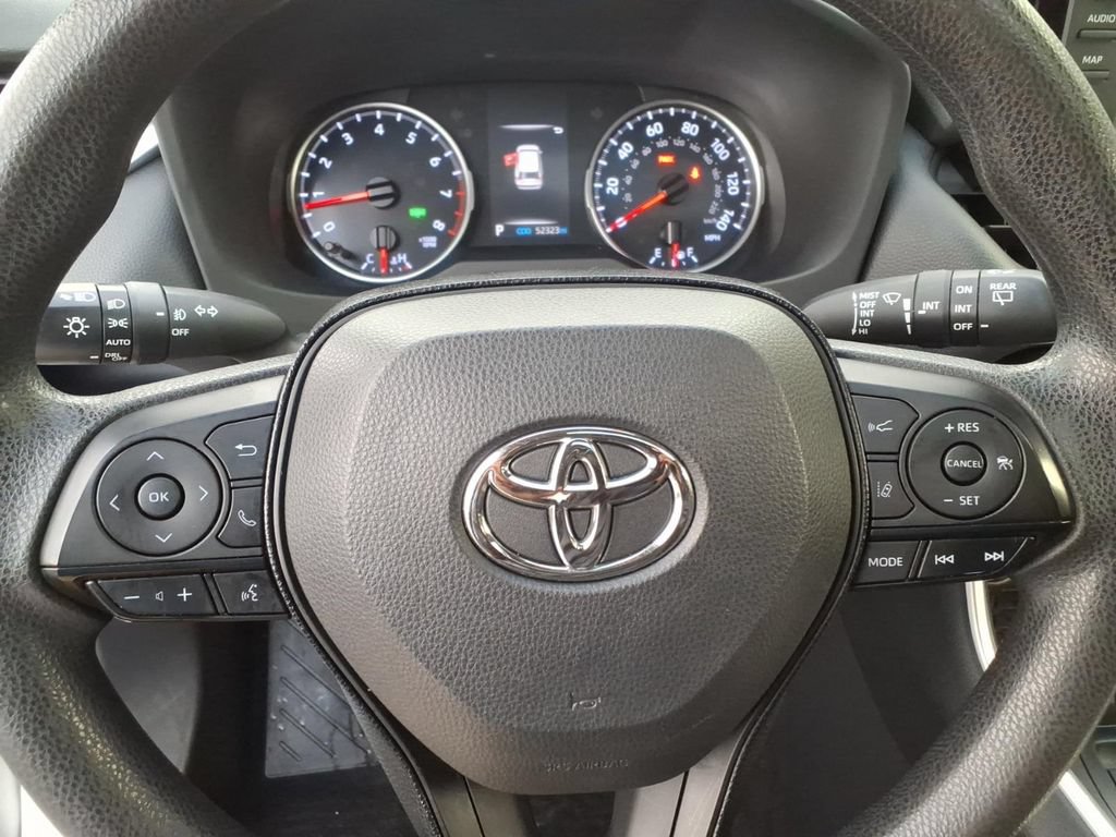 Used 2019 Toyota RAV4 XLE w/ All Weather Liner Package AWD/4WD image 31