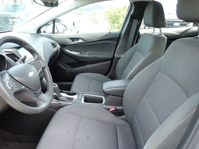 Used 2019 Chevrolet Cruze LS w/ LS Convenience Package FWD image 11