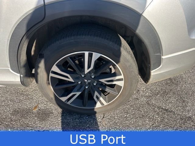 Used 2023 Mitsubishi Eclipse Cross SEL image 10