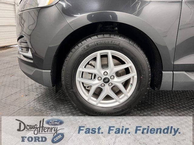 Used 2024 Ford Edge SEL image 19