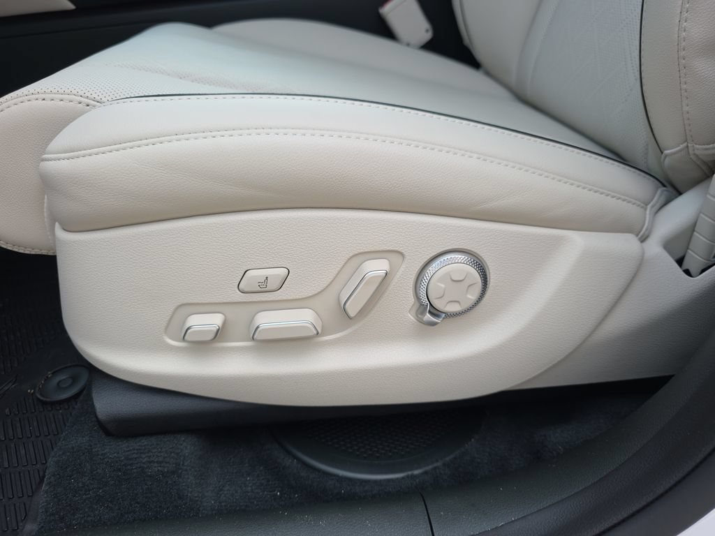 New 2026 Genesis GV80 2.5T Prestige AWD/4WD image 12