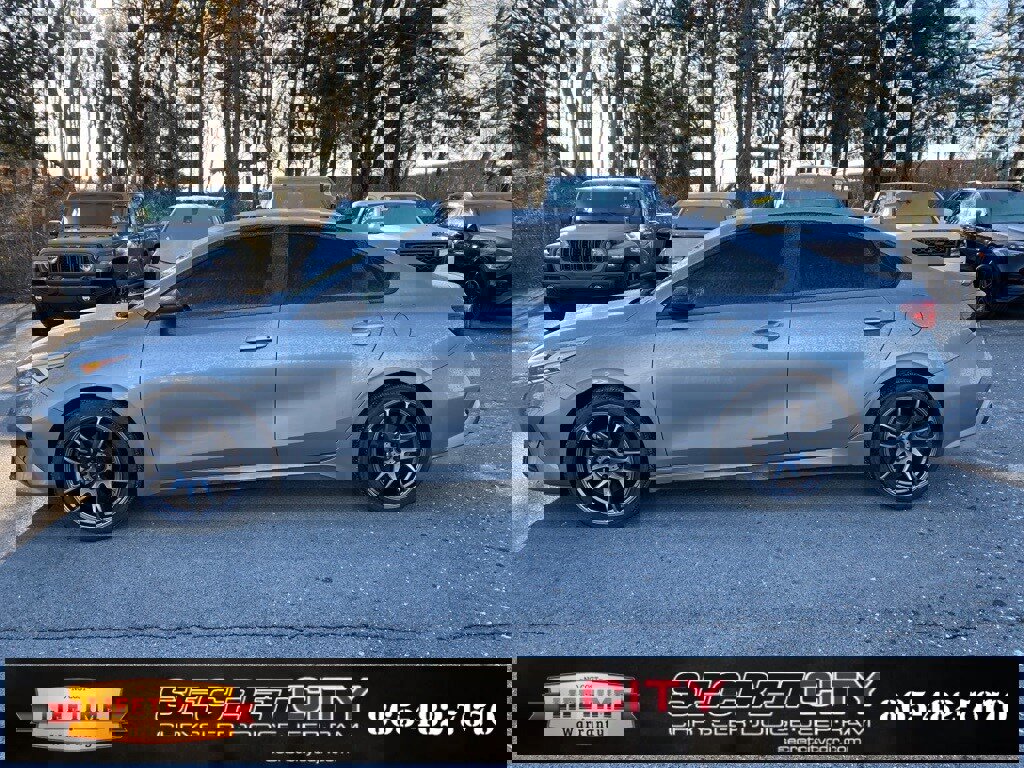 Used 2022 Kia Forte GT w/ GT Technology Package image 8