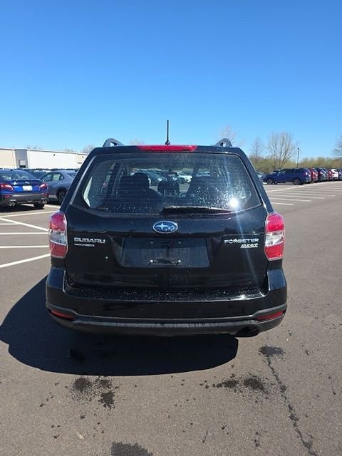 Used 2015 Subaru Forester 2.5i w/ Alloy Wheel Package image 5