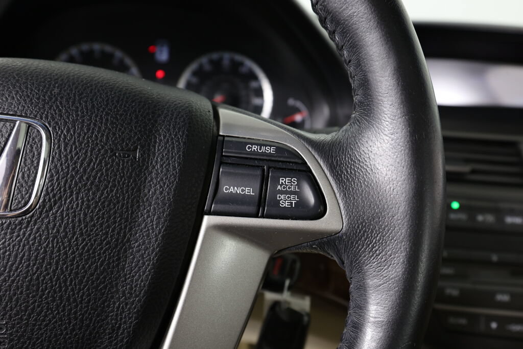 Used 2012 Honda Accord EX-L image 32