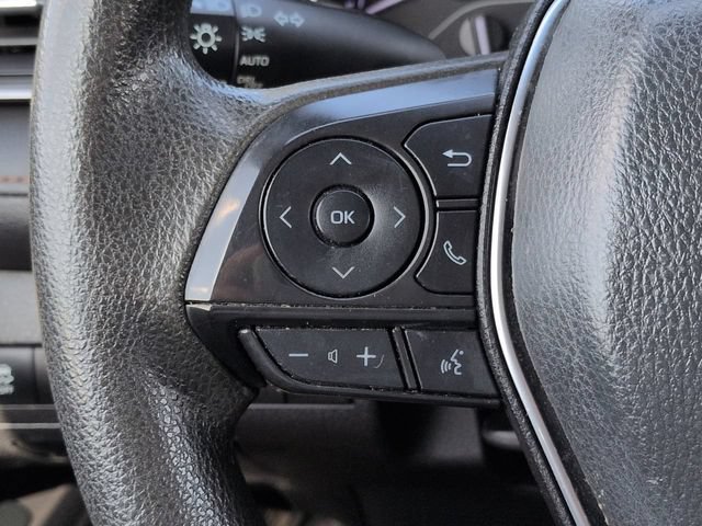 Used 2020 Toyota Camry LE FWD image 22
