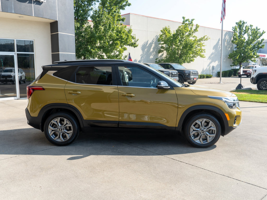Certified 2024 Kia Seltos S AWD/4WD image 8