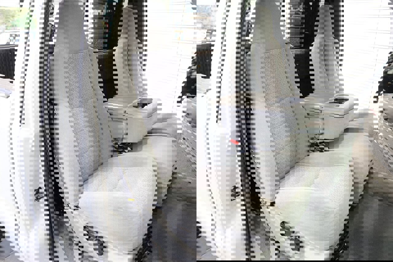 Used 2003 Ford F250 XLT image 24