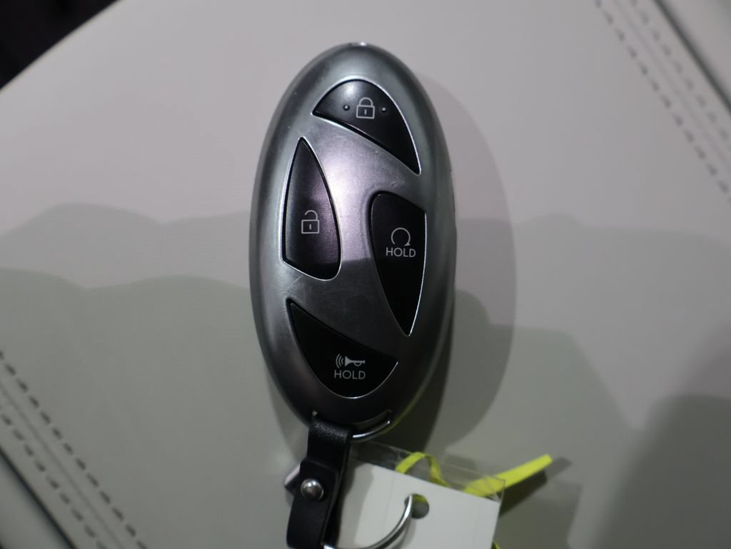 Used 2025 Hyundai Santa Fe SEL AWD/4WD image 27