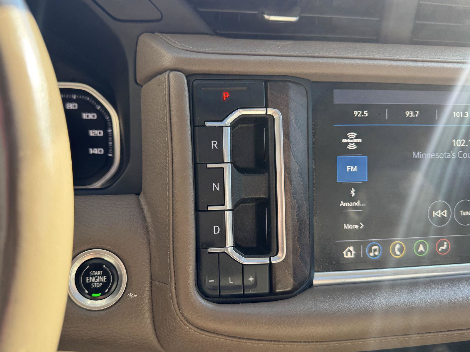Used 2021 GMC Yukon Denali w/ Denali Premium Package AWD/4WD image 22