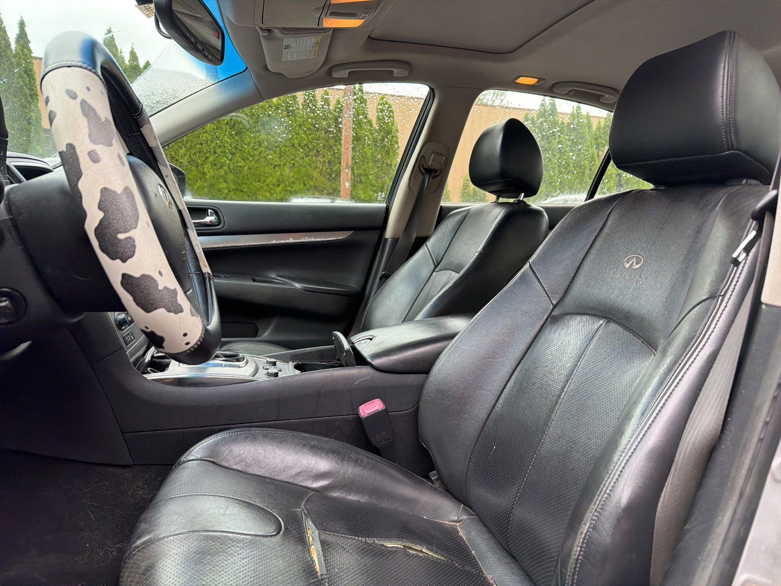 Used 2010 INFINITI G37 x Sedan w/ Premium Pkg AWD/4WD image 4