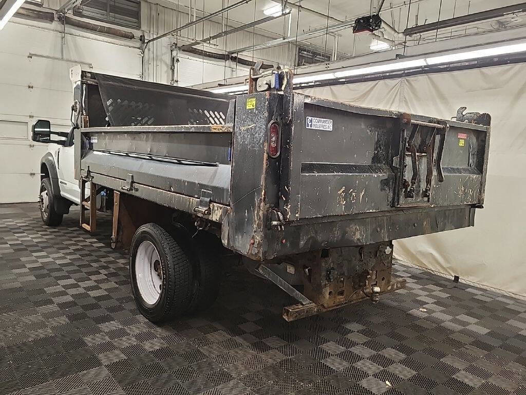 Used 2022 Ford F550 4x4 Regular Cab Super Duty image 2
