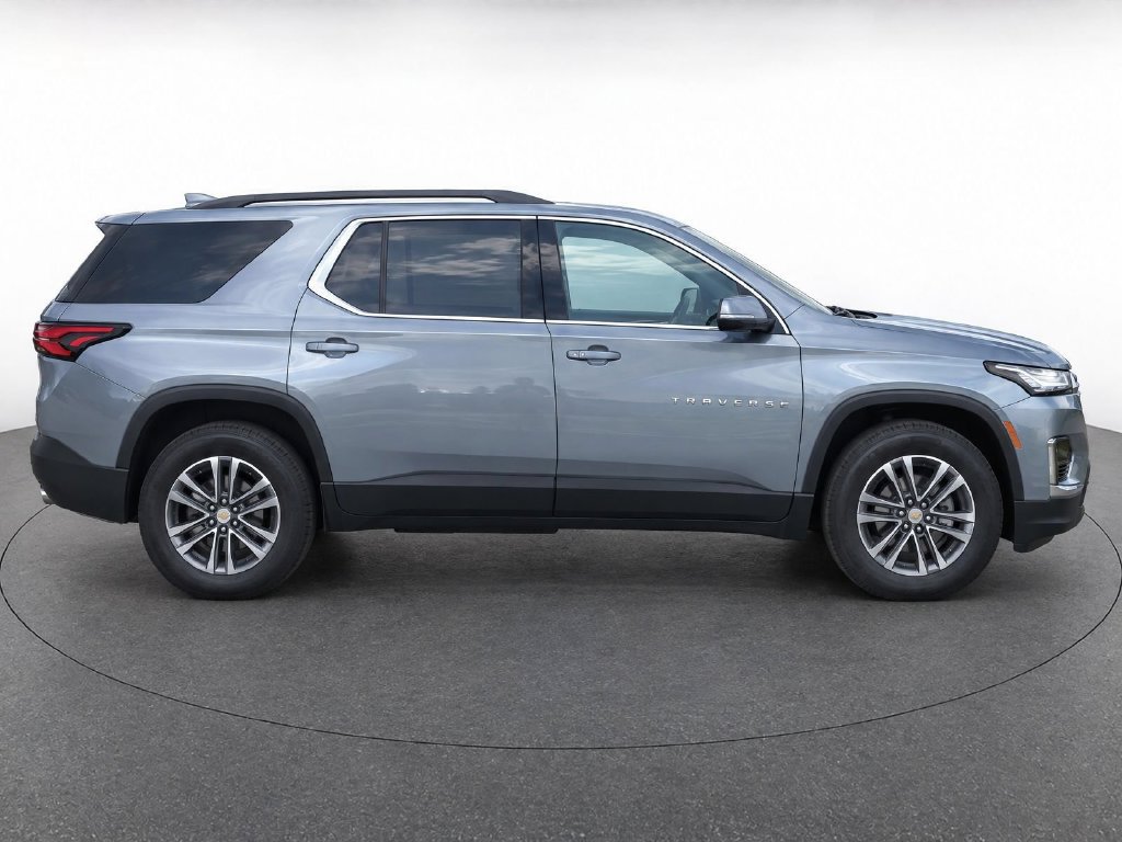 Used 2023 Chevrolet Traverse LT AWD/4WD image 8