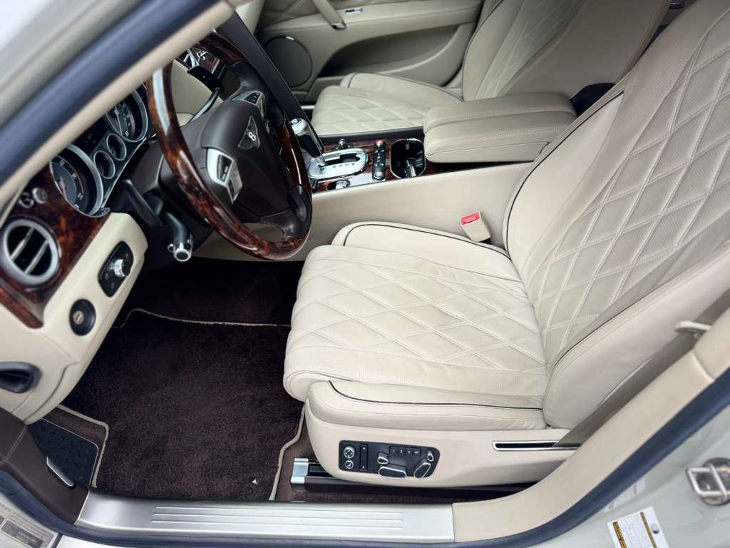 Used 2015 Bentley Flying Spur W12 AWD/4WD image 37
