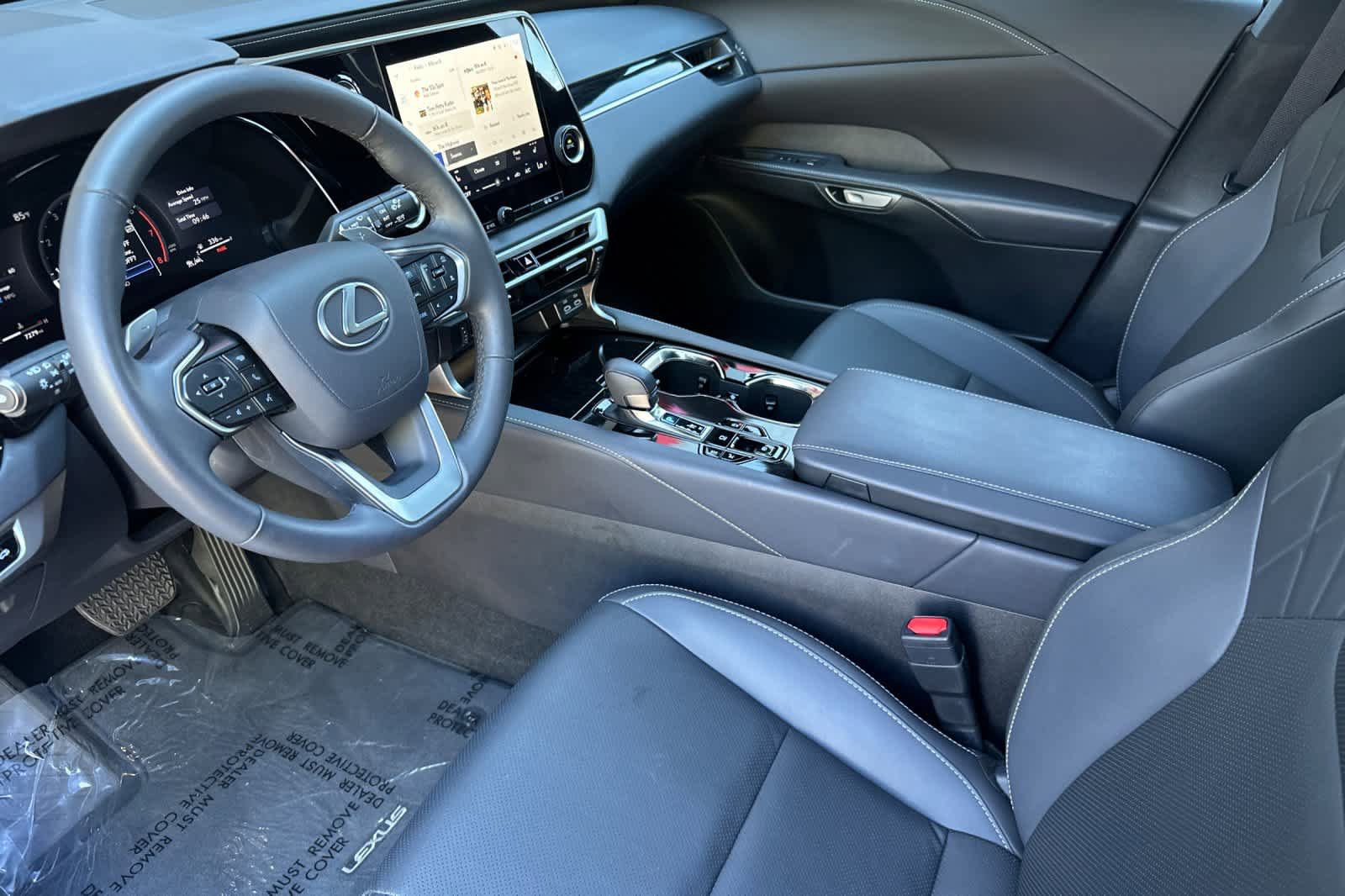Used 2025 Lexus RX 350 AWD w/ Technology Package image 11