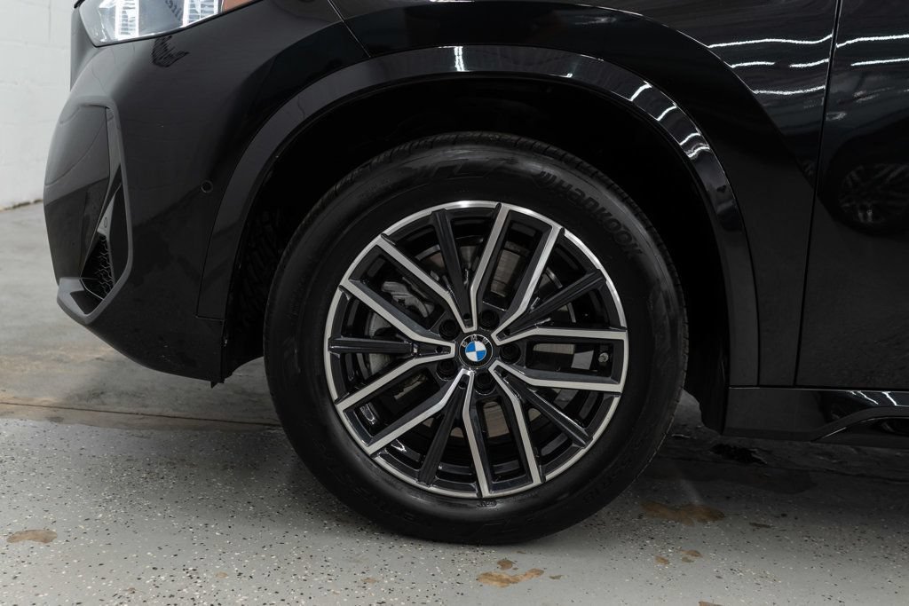 Used 2026 BMW X1 xDrive28i AWD/4WD image 32