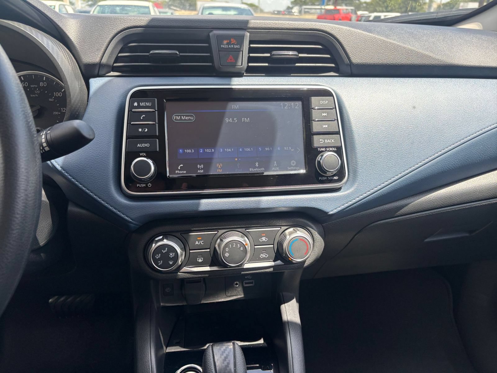 Used 2025 Nissan Versa SV FWD image 17