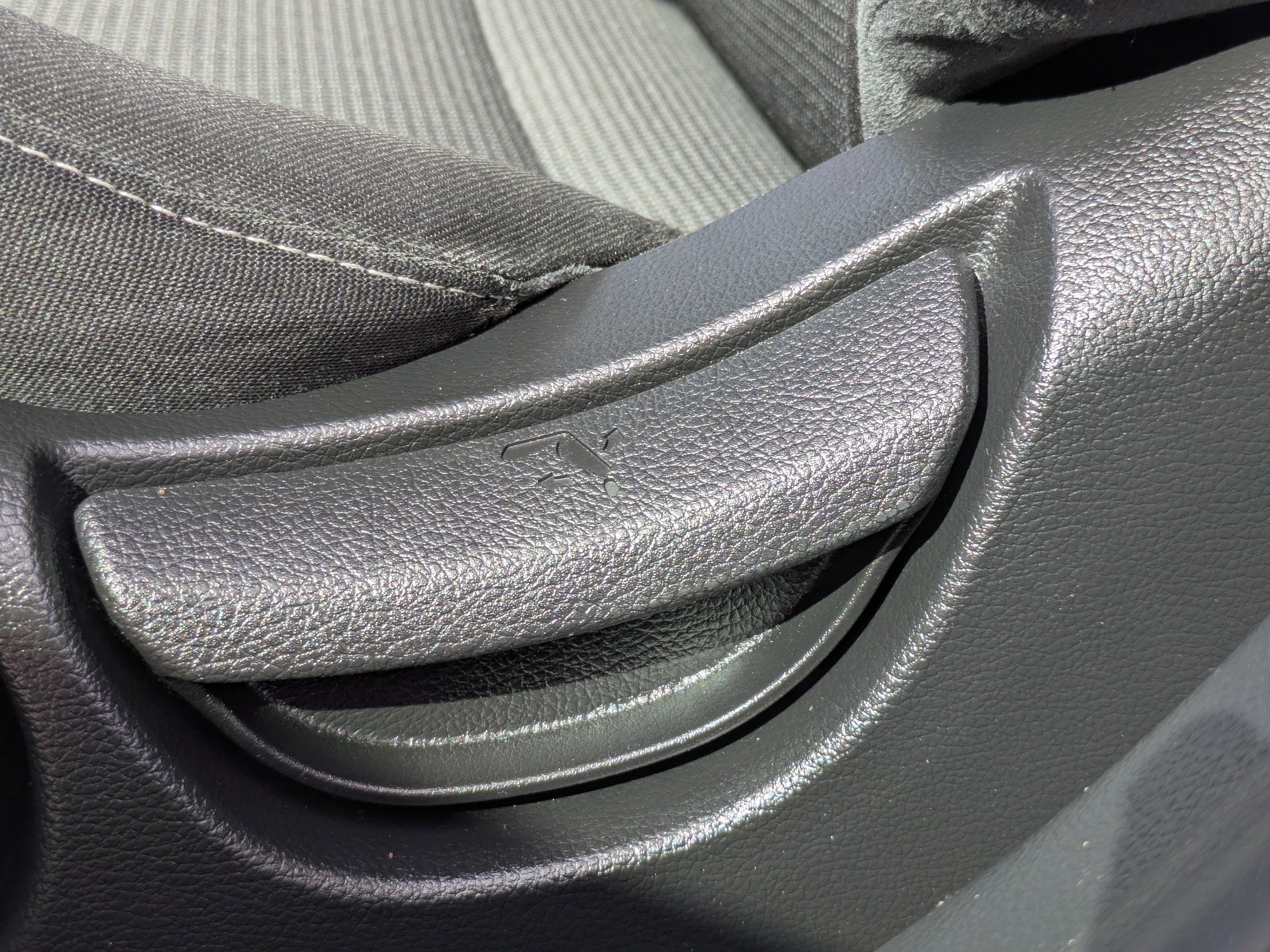 Used 2017 Kia Forte LX image 34