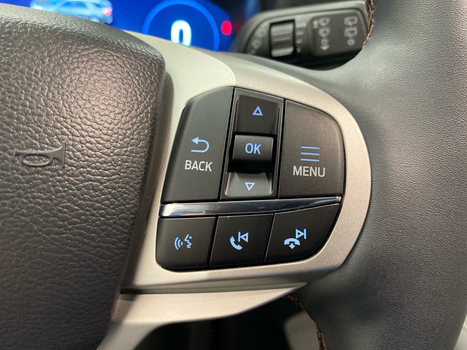 New 2026 Ford Explorer Active w/ Active Comfort Package AWD/4WD image 28