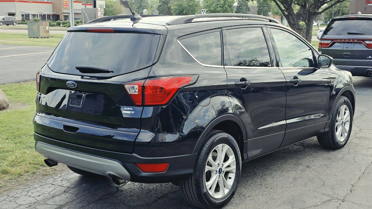 Used 2019 Ford Escape SEL AWD/4WD image 7