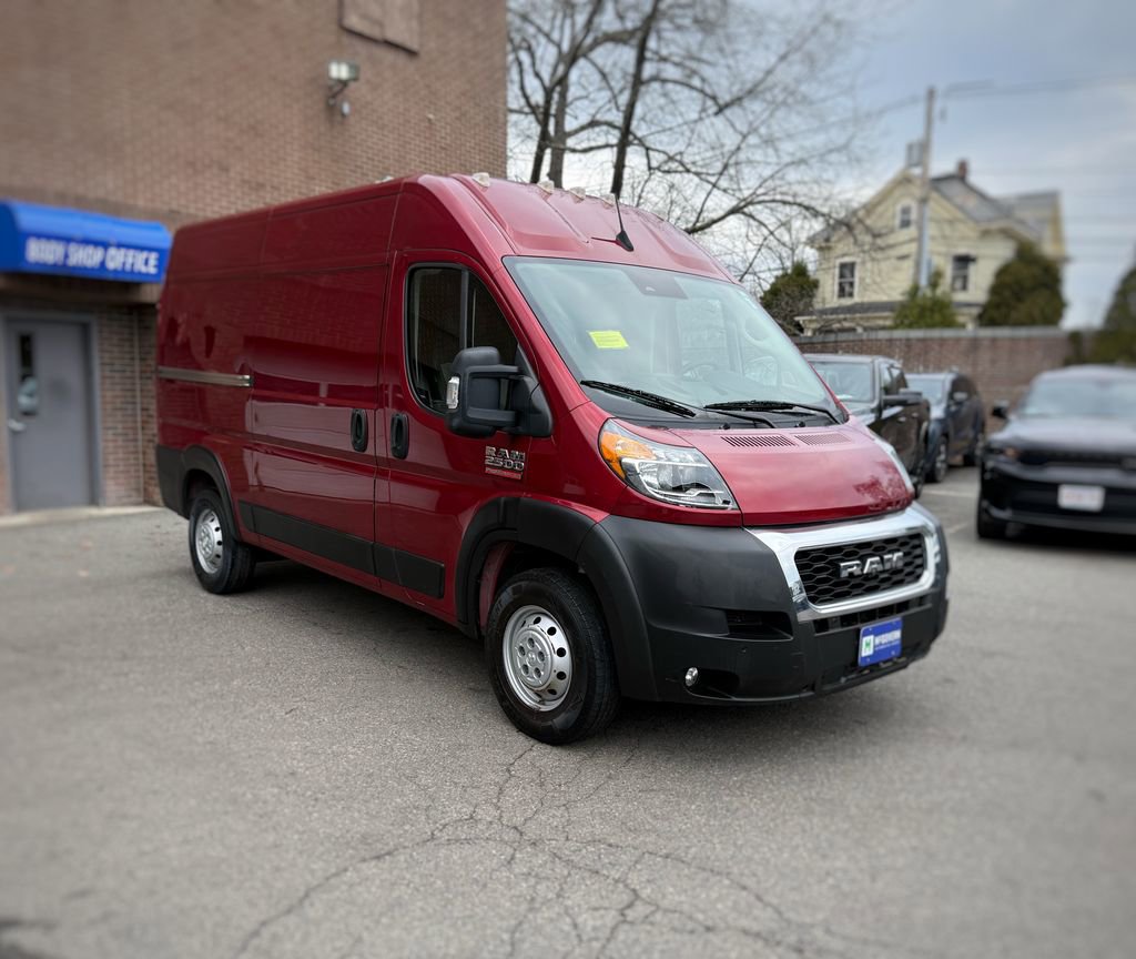 Used 2022 RAM ProMaster 2500 w/ Driver Convenience Group FWD image 3