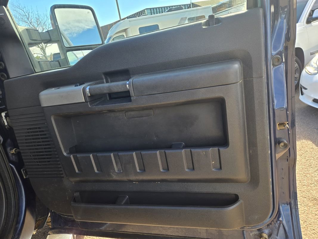 Used 2015 Ford F250 Lariat w/ Lariat Ultimate Package image 24