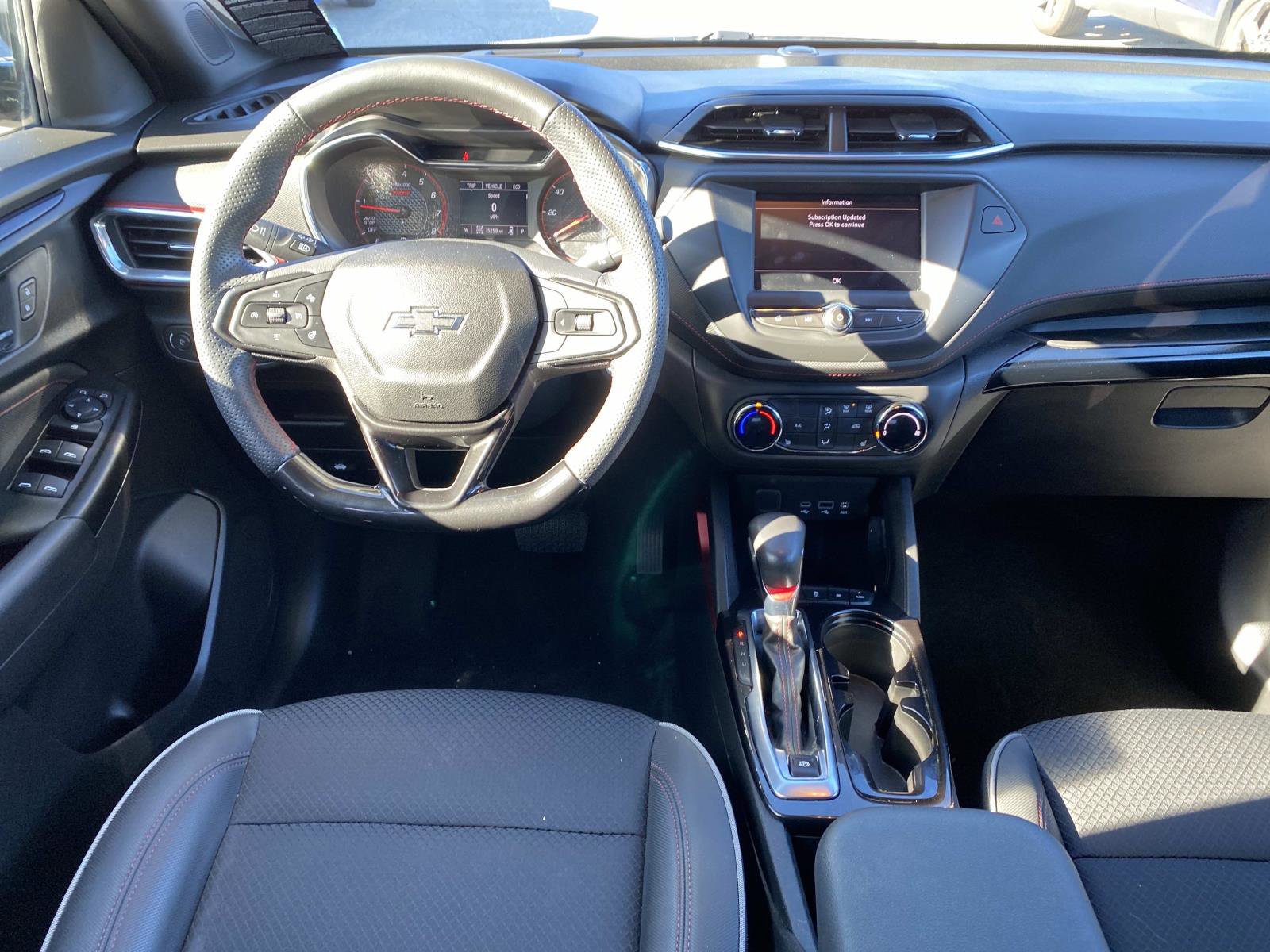 Used 2023 Chevrolet TrailBlazer RS image 11