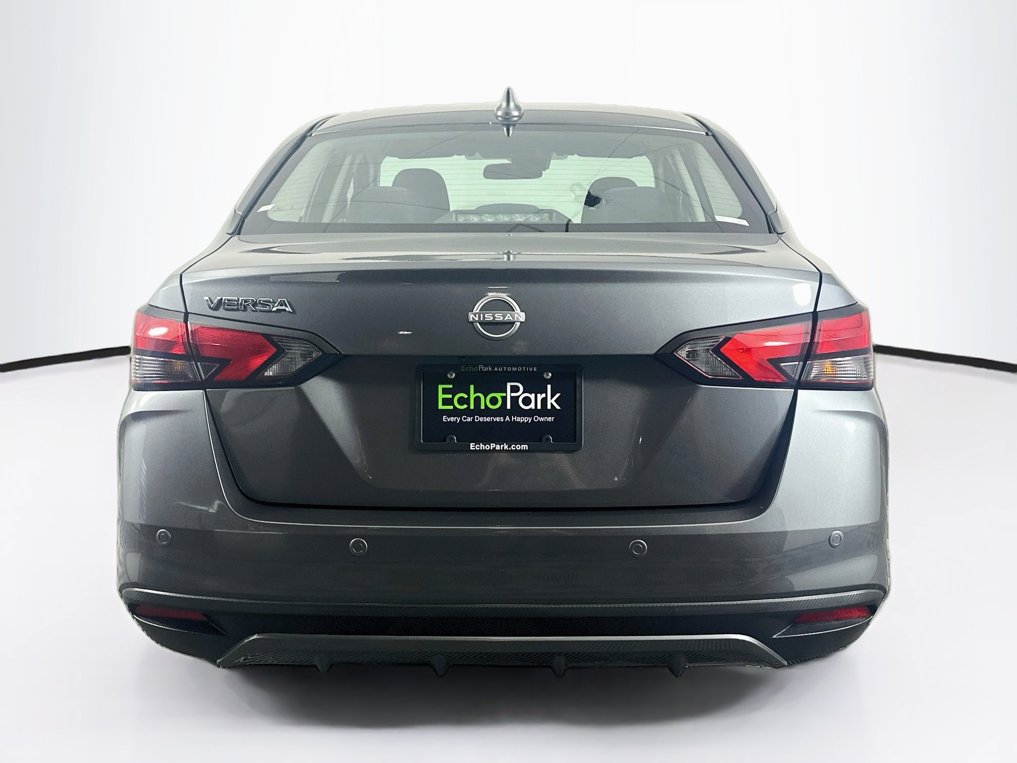Used 2025 Nissan Versa SV FWD image 7