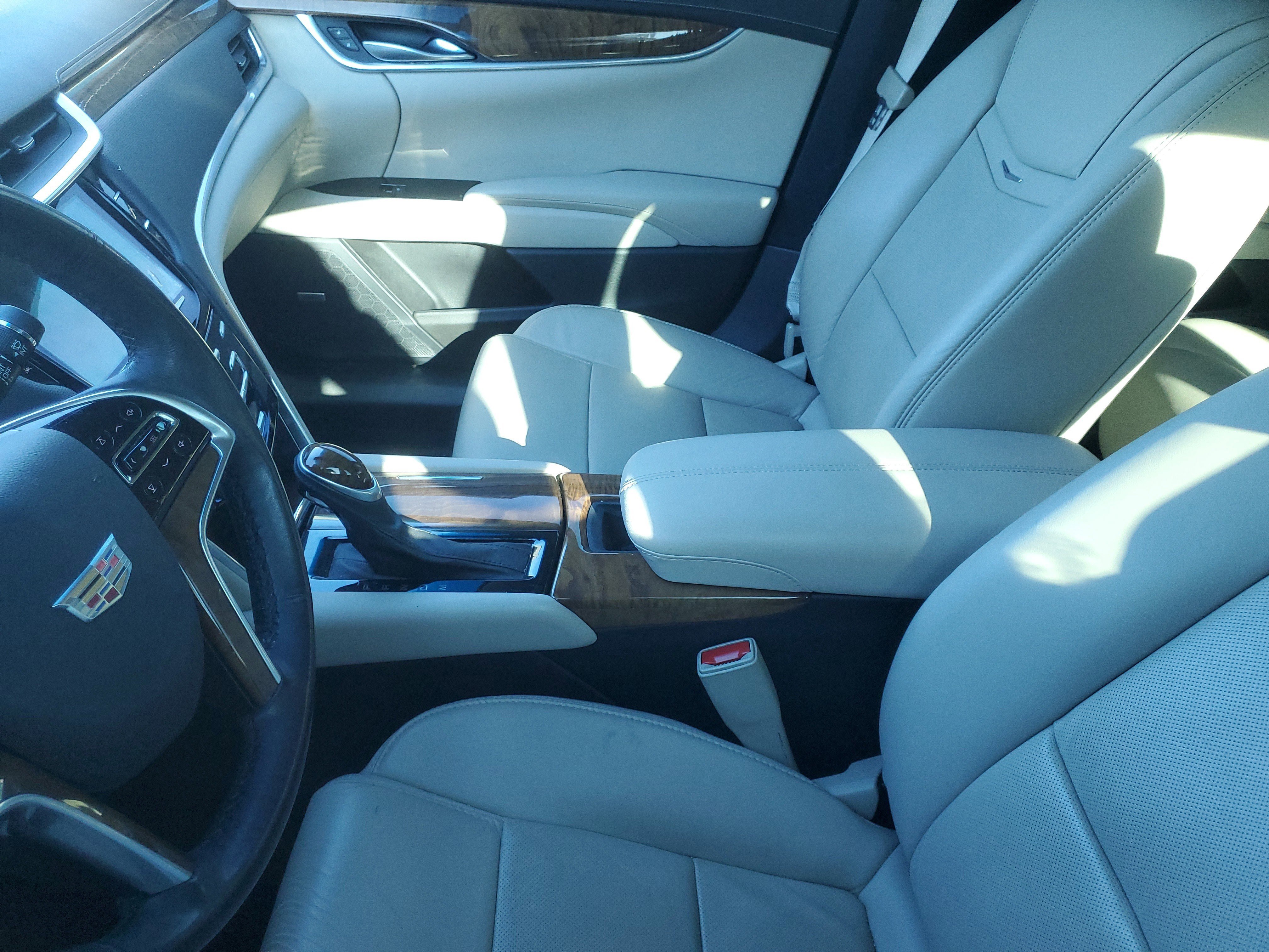 Used 2019 Cadillac XTS Luxury w/ Driver Awareness Package image 9