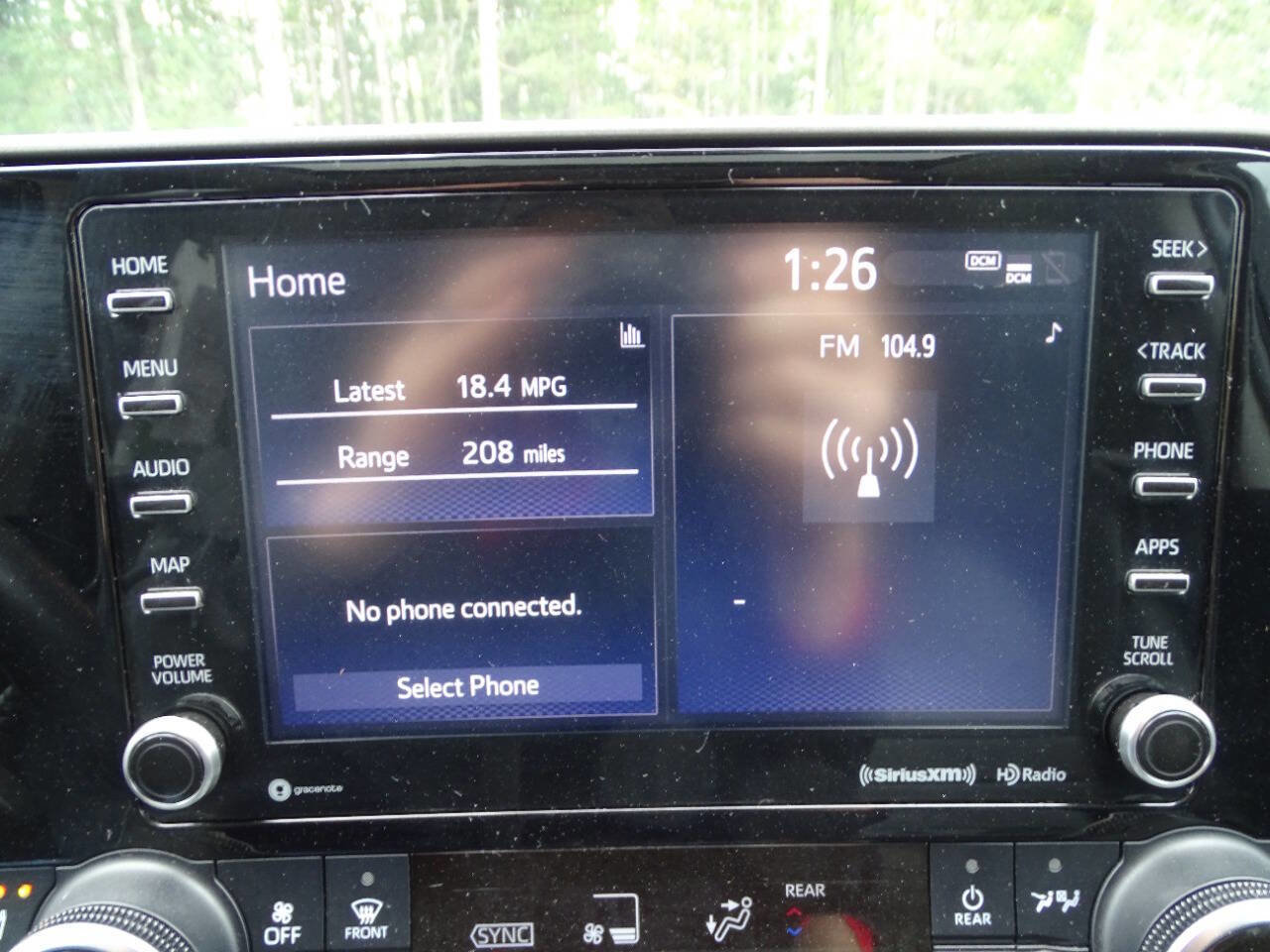 Used 2021 Toyota Highlander XLE image 22