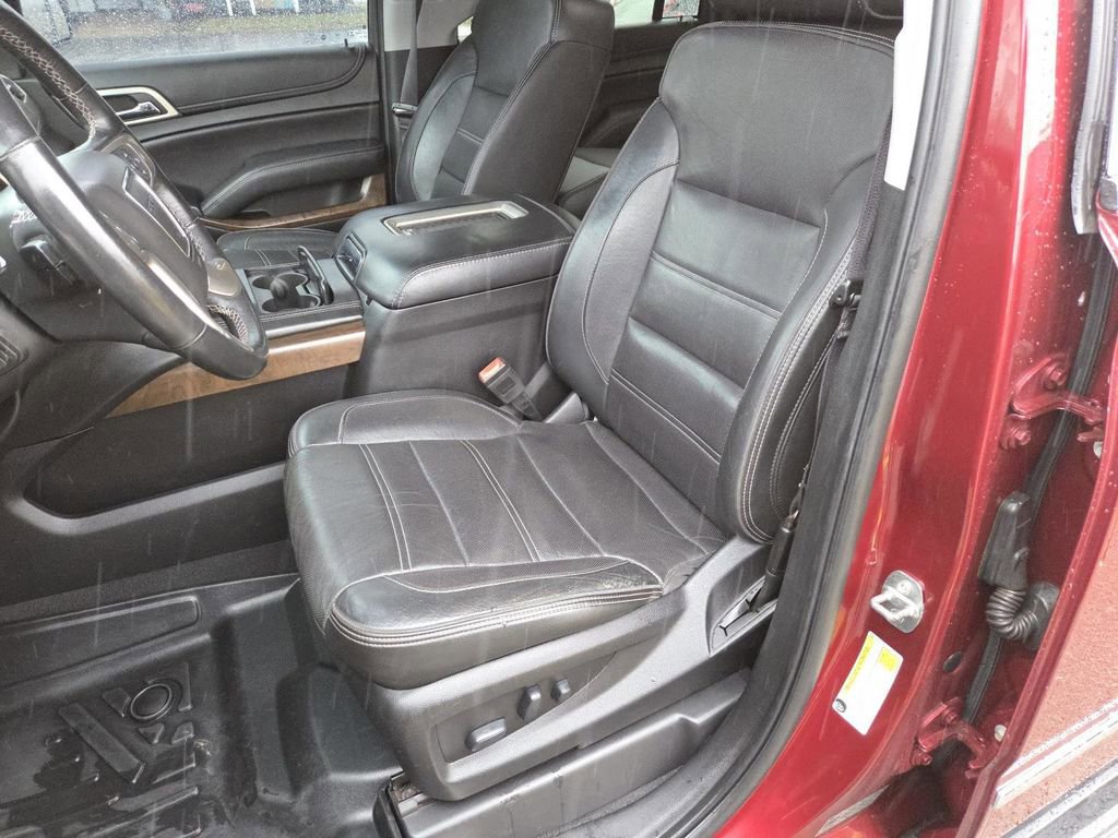 Used 2019 GMC Yukon XL Denali image 23