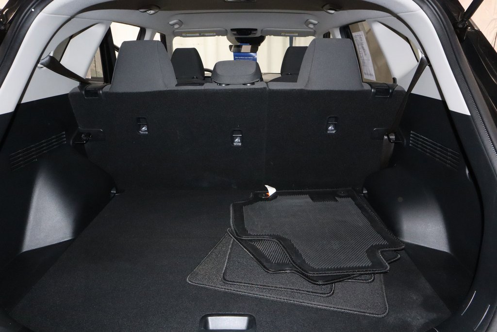 Used 2025 Kia Seltos LX image 16