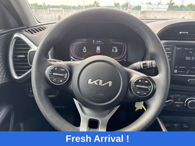 Used 2024 Kia Soul LX w/ Option Group 015 image 5