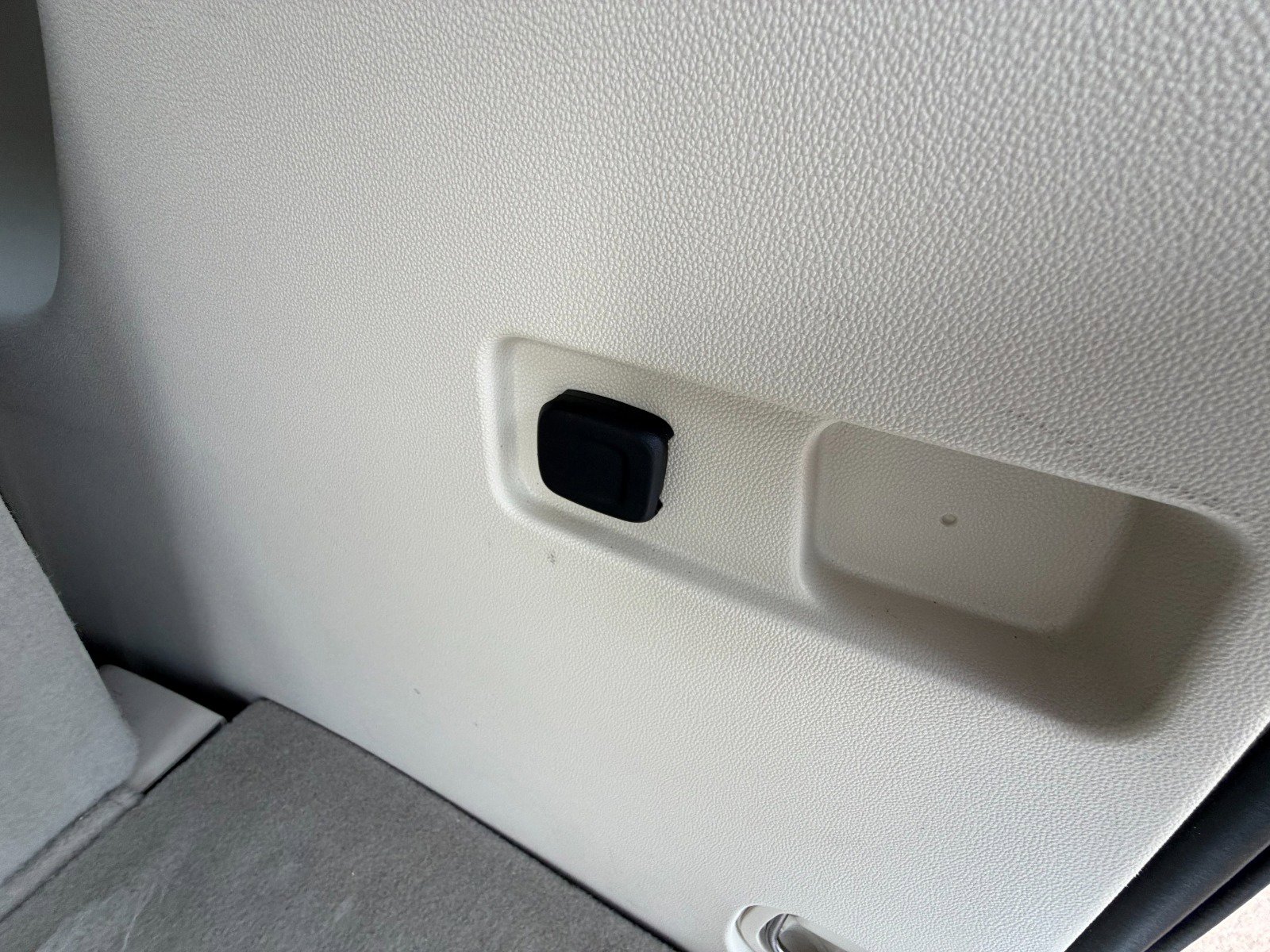 Certified 2021 GMC Acadia Denali w/ Denali Technology Package AWD/4WD image 30