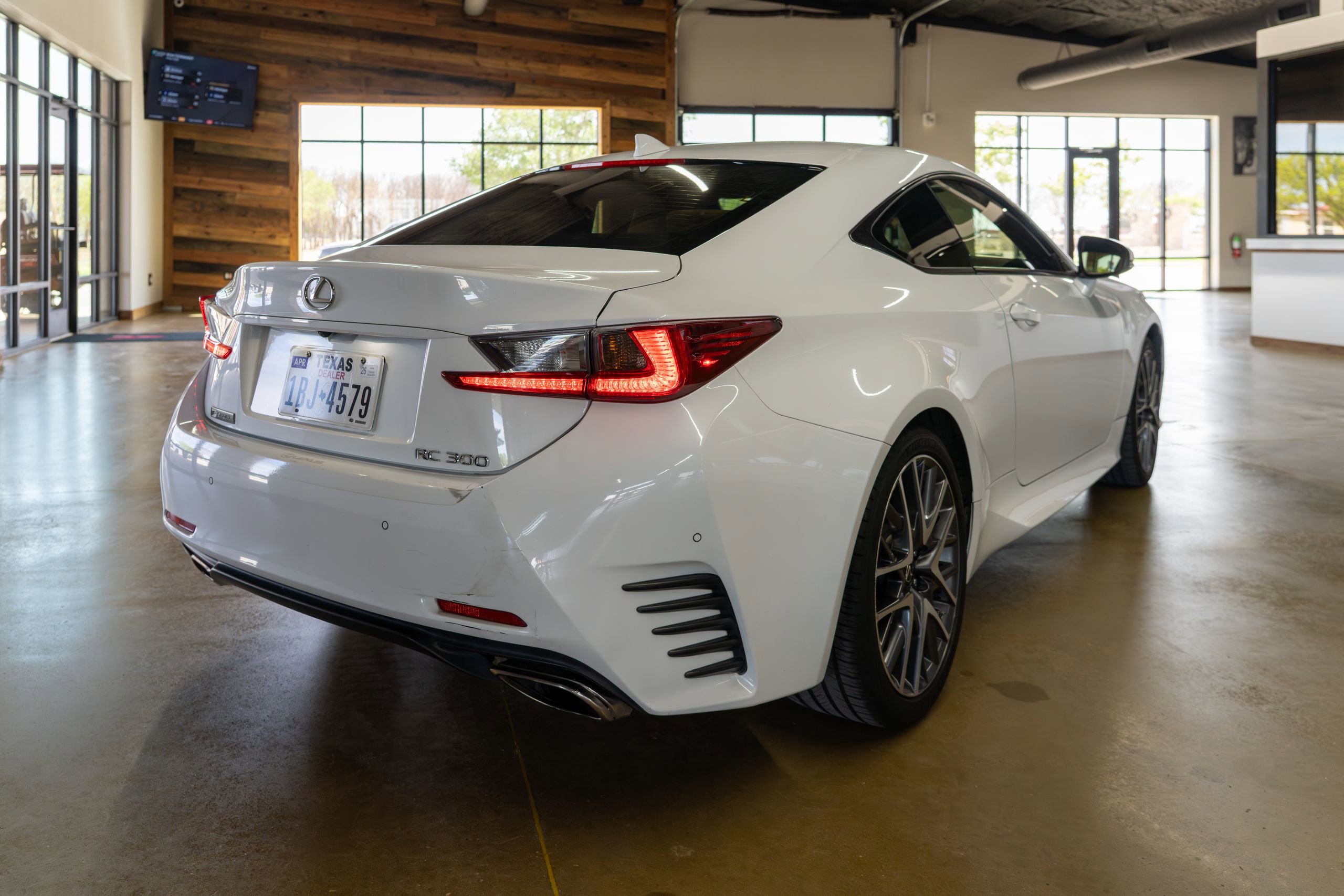 Used 2018 Lexus RC 300 F Sport image 4