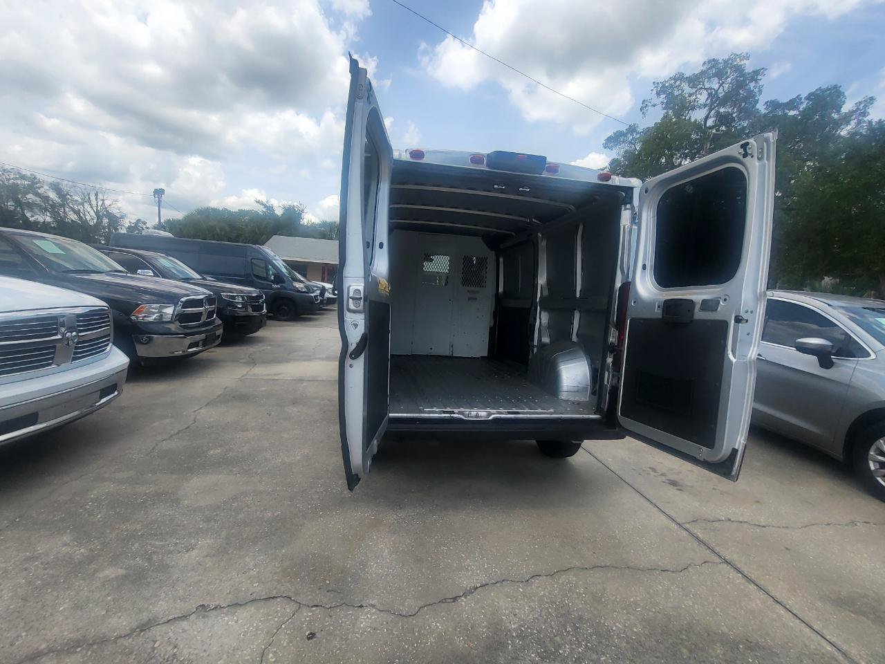 Used 2017 RAM ProMaster 1500 w/ Interior Convenience Group FWD image 33