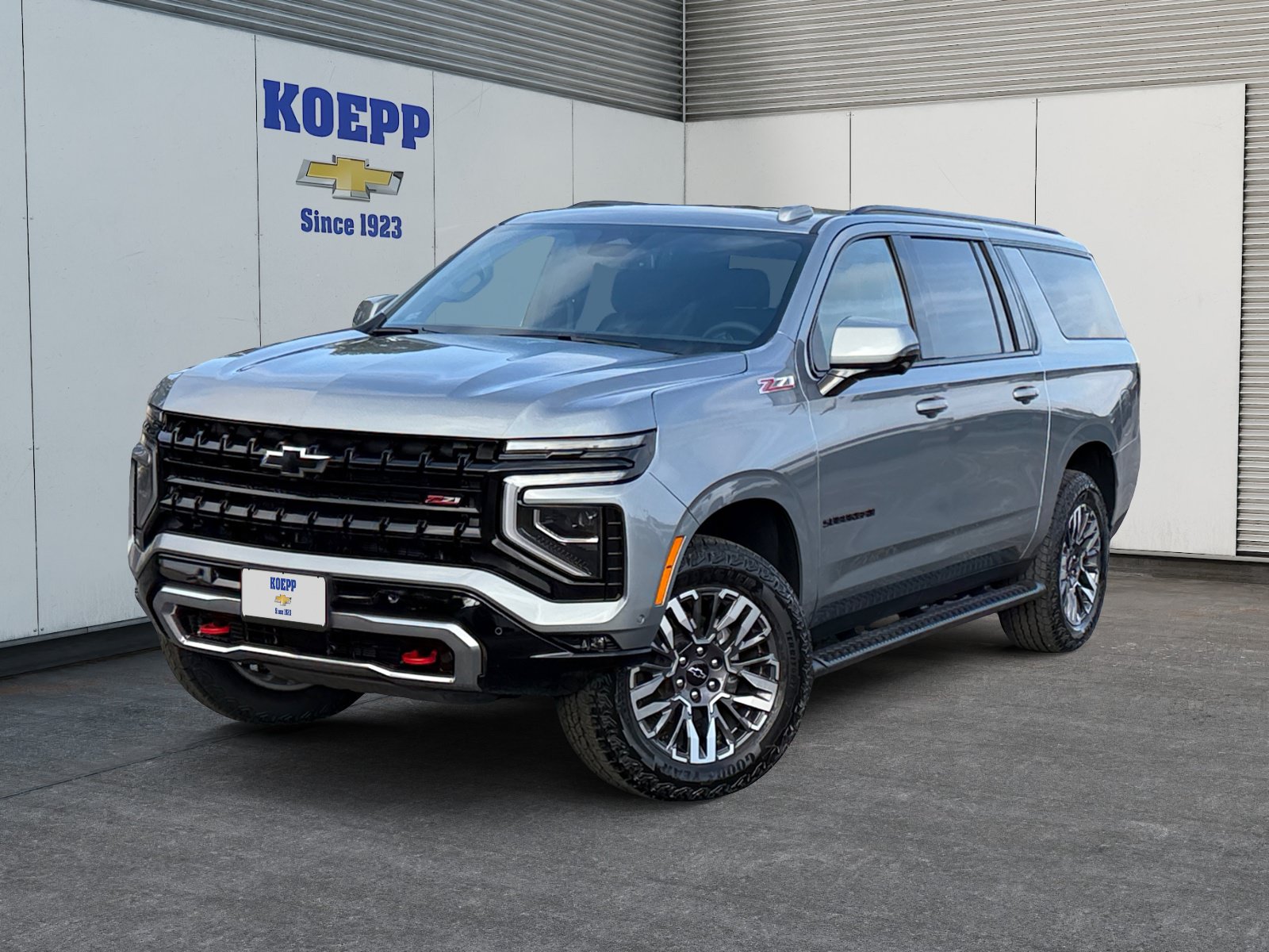 New 2026 Chevrolet Suburban Z71 w/ Comfort Package AWD/4WD image 1