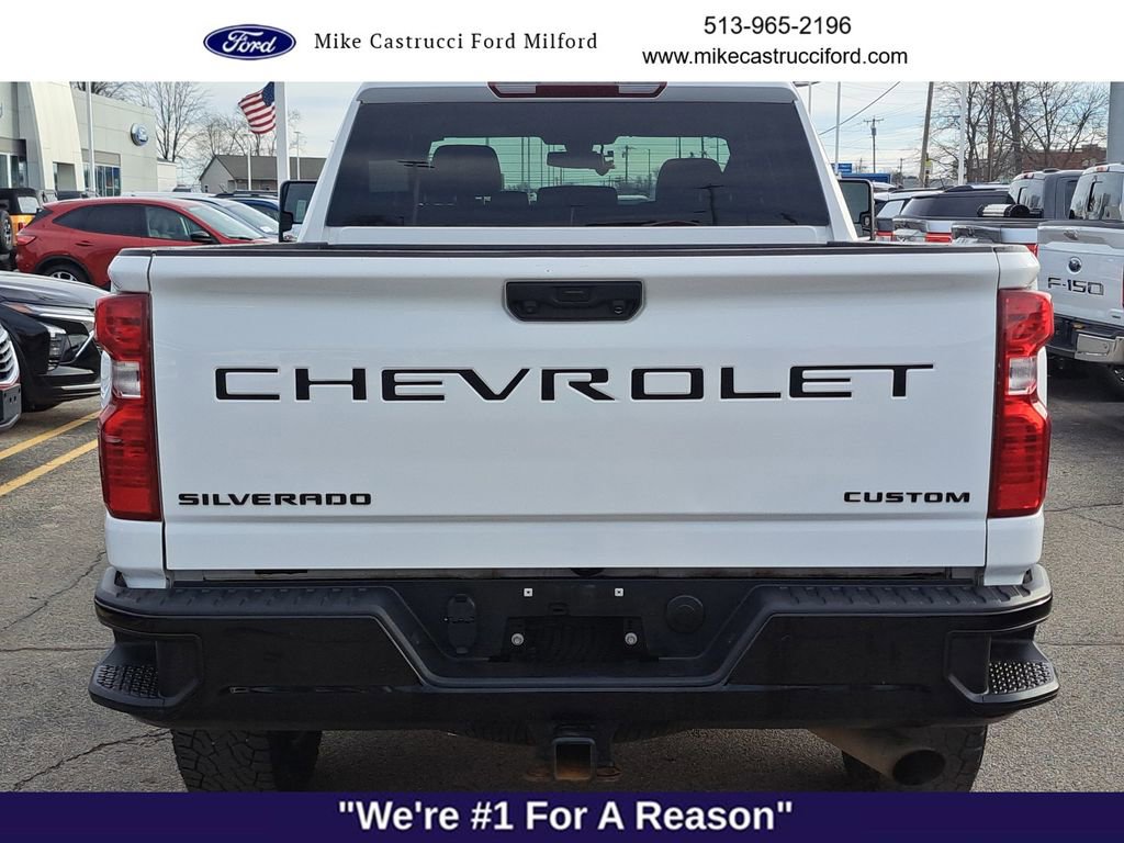Used 2023 Chevrolet Silverado 2500 Custom w/ Custom Value Package image 4