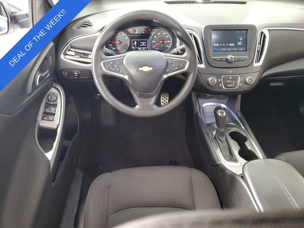 Used 2017 Chevrolet Malibu LT image 14