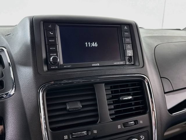 Used 2017 Dodge Grand Caravan SXT FWD image 19