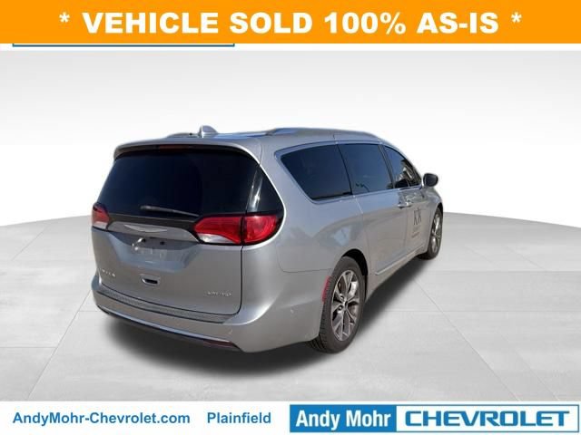 Used 2017 Chrysler Pacifica Limited w/ UConnect Theater Package FWD image 6