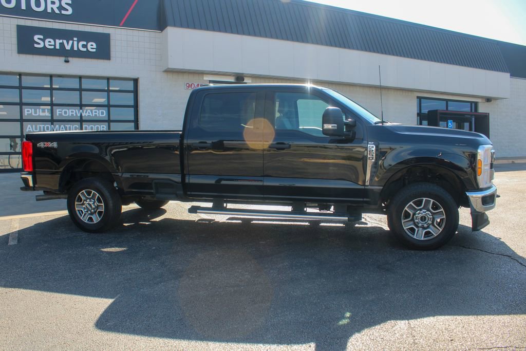 Used 2025 Ford F250 XLT image 4