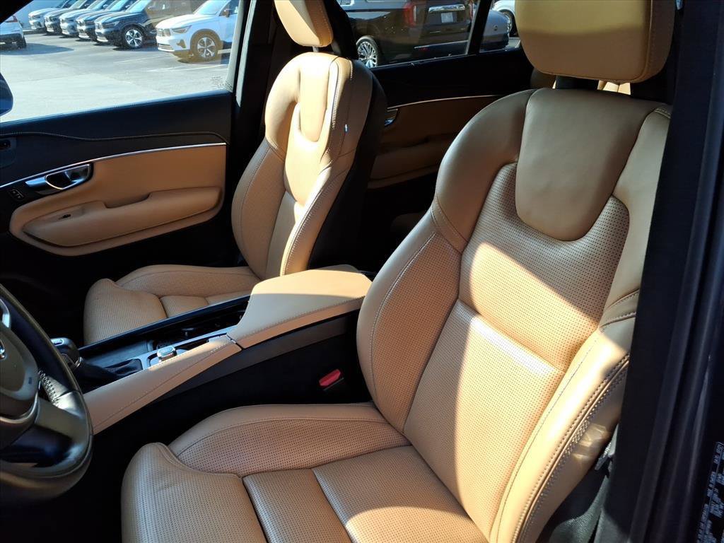 Used 2022 Volvo XC90 T6 Inscription w/ Lounge Package AWD/4WD image 19
