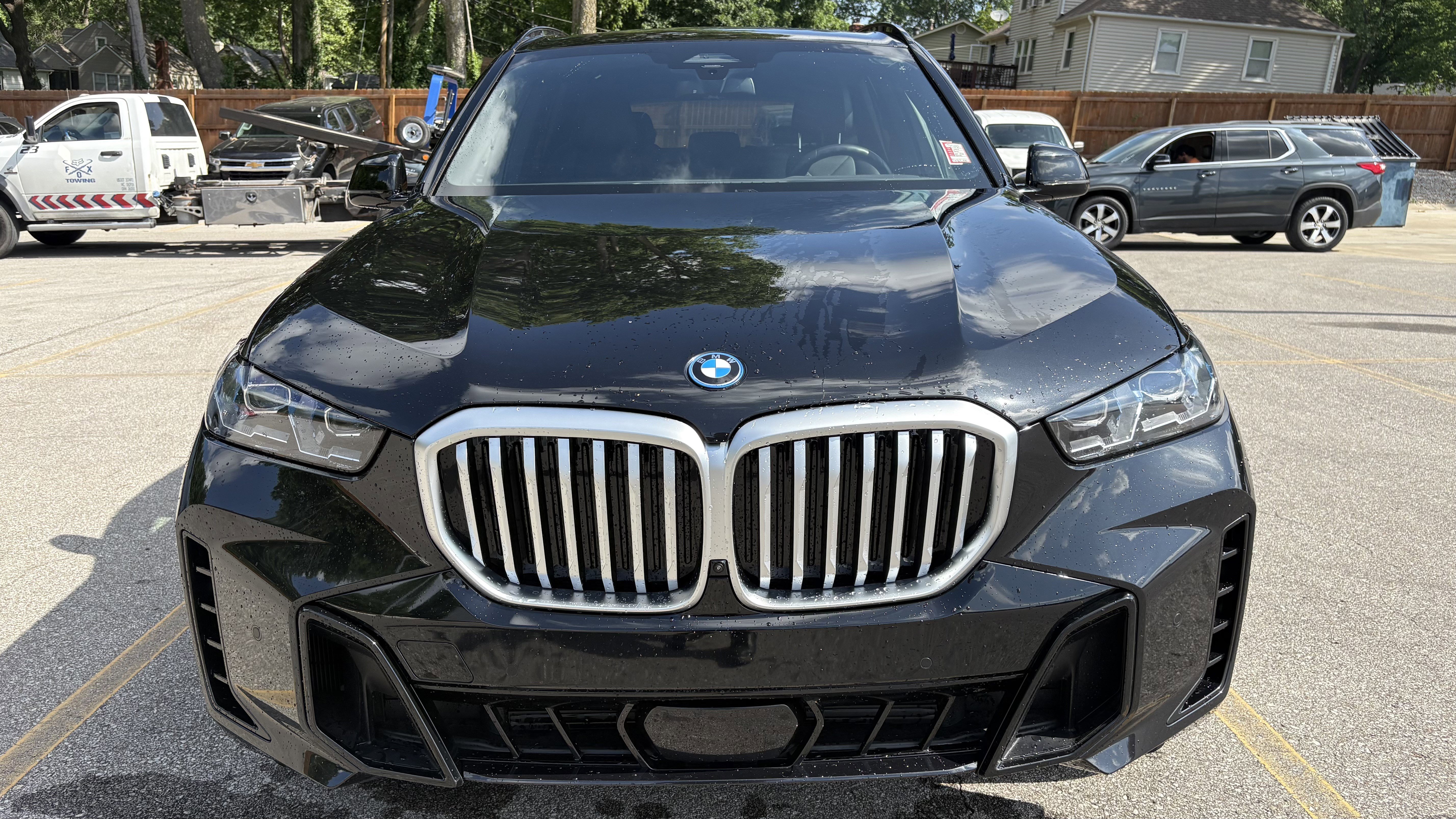 Used 2025 BMW X5 xDrive50e w/ M Sport Package AWD/4WD image 3