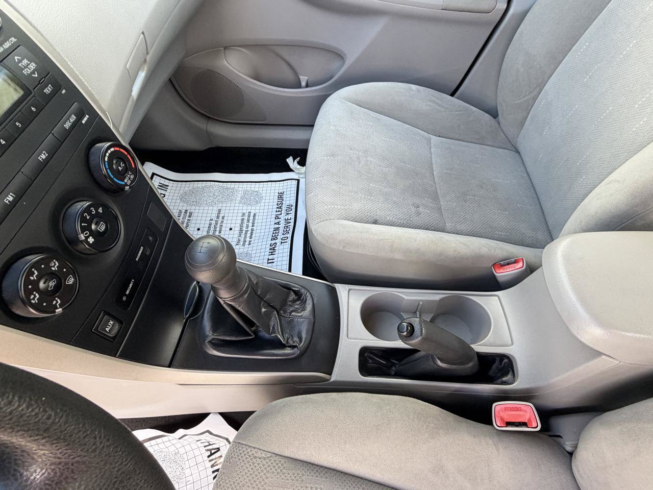 Used 2012 Toyota Corolla L FWD image 14