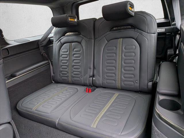 Used 2024 Rivian R1S Adventure image 19