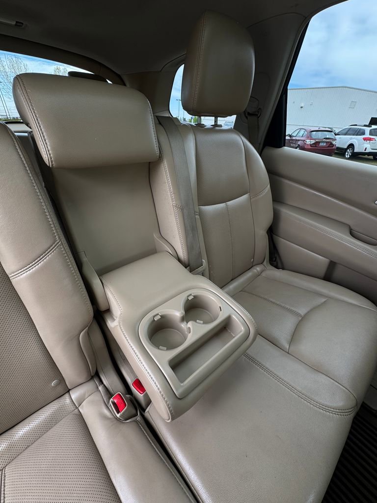 Used 2013 Nissan Pathfinder Platinum w/ Platinum Premium Pkg AWD/4WD image 30