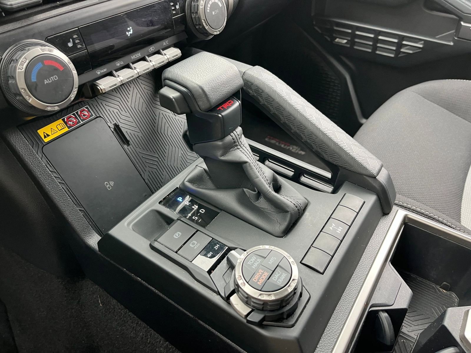 Used 2025 Toyota 4Runner TRD Off-Road AWD/4WD image 42