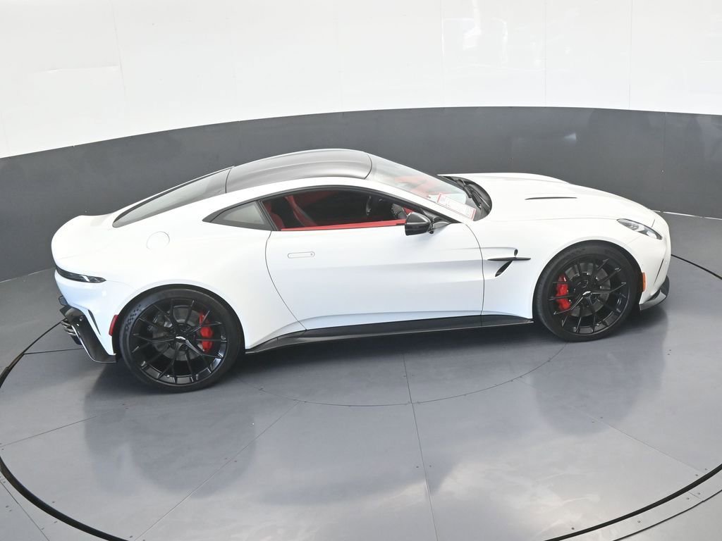 Used 2025 Aston Martin V8 Vantage Coupe image 67
